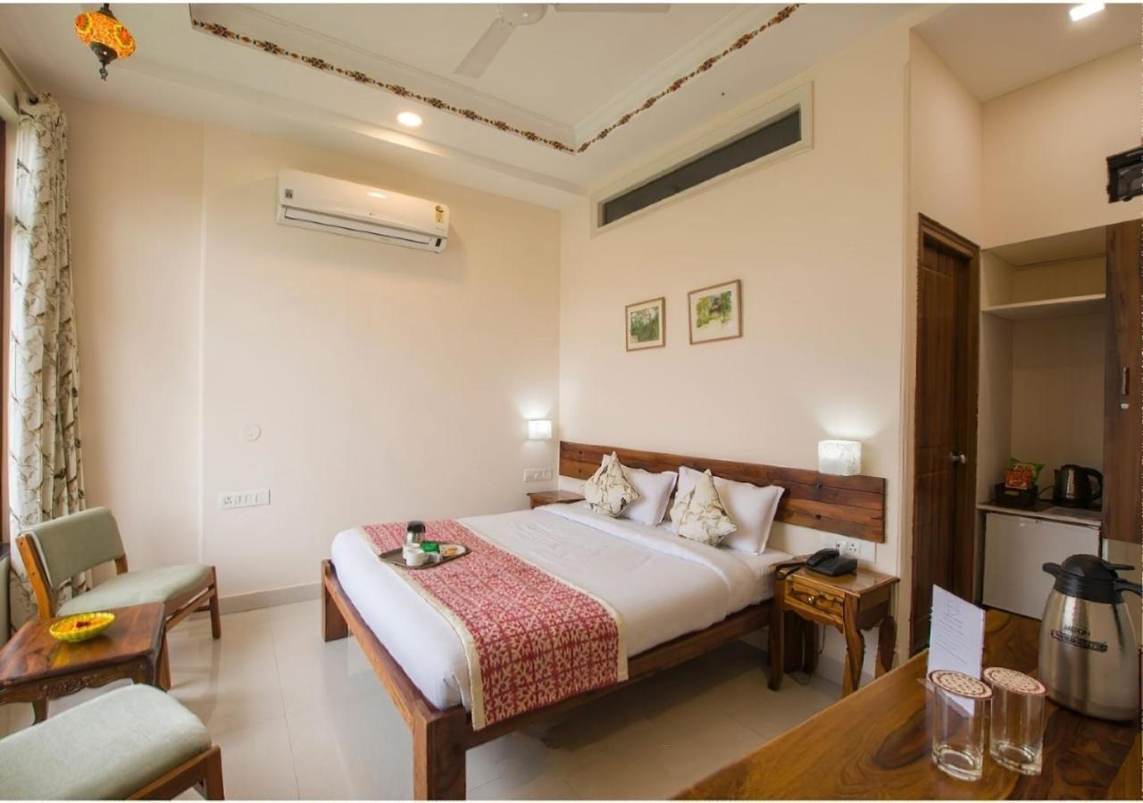 Lakeside Inn Ratanada จ๊อดปูร์ ภายนอก รูปภาพ