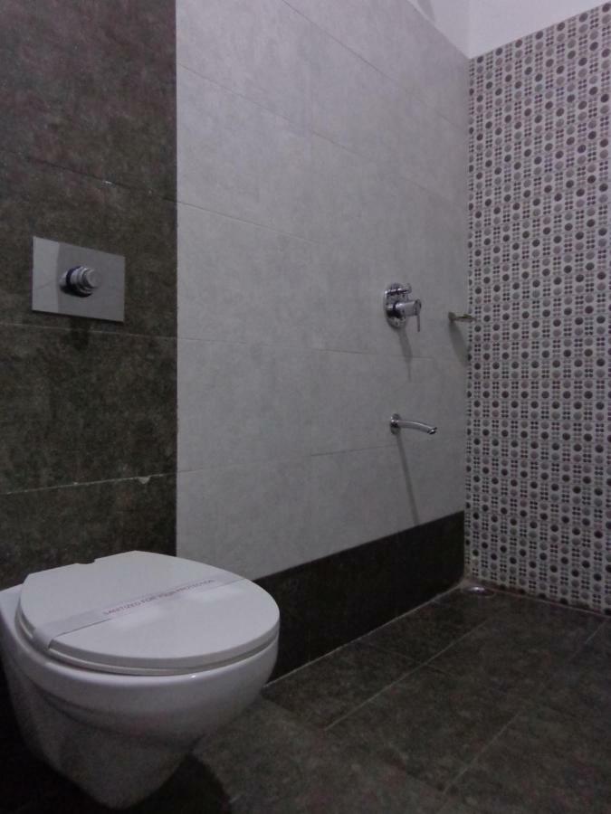 Lakeside Inn Ratanada จ๊อดปูร์ ภายนอก รูปภาพ
