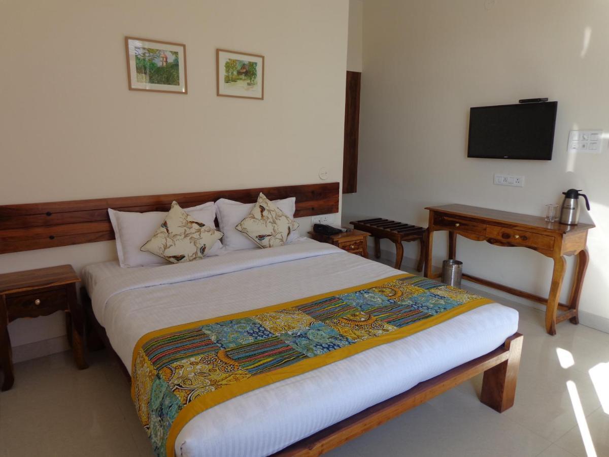Lakeside Inn Ratanada จ๊อดปูร์ ภายนอก รูปภาพ